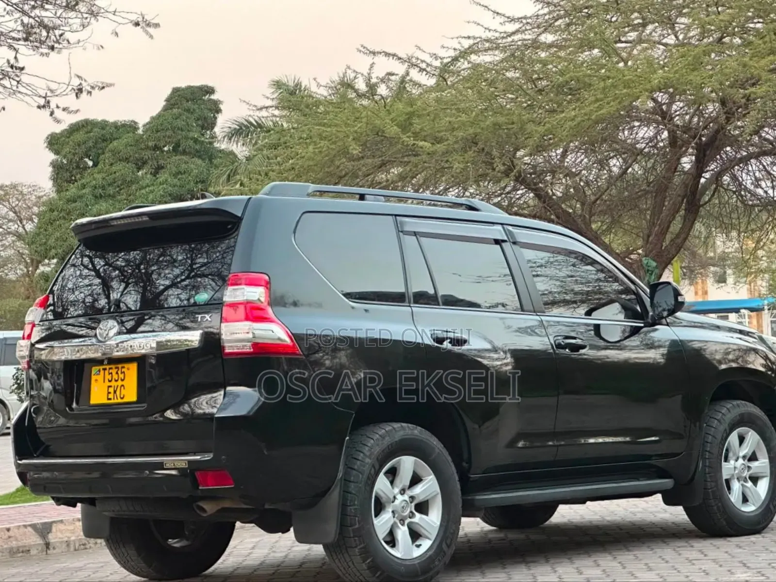Toyota Land Cruiser Prado 2015 Black