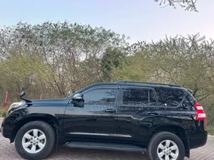 Toyota Land Cruiser Prado 2015 Black
