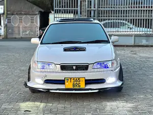 Toyota Sprinter 2000 White