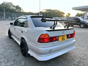 Toyota Sprinter 2000 White