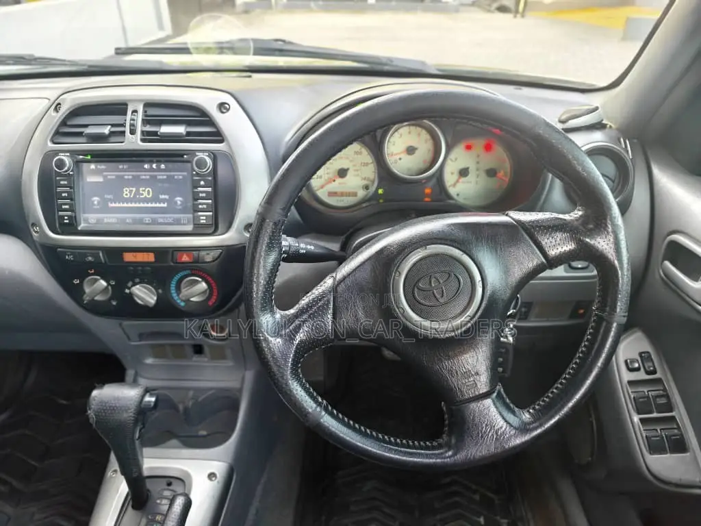 Toyota RAV4 2008 Green