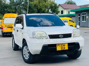 Nissan X-Trail 2005 White