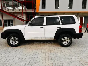 Nissan Patrol 3.0 TD GL 2008 White