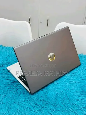 Laptop HP 250 G10 16GB Intel Core i7 SSD 512GB