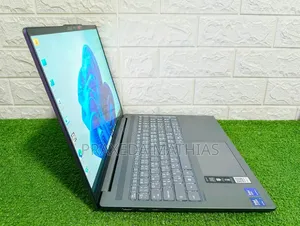 Lenovo IdeaPad 5 Slim 13th Gen i7 16GB Intel Core Ultra 5 SSD 512GB