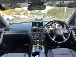 Mercedes-Benz C-Class 2009 White