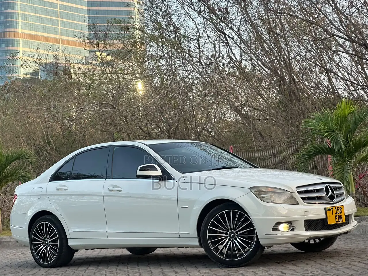 Mercedes-Benz C-Class 2009 White