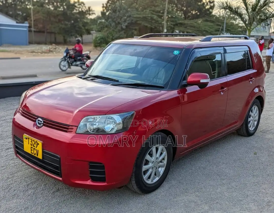 Toyota Corolla Rumion 2008 Red