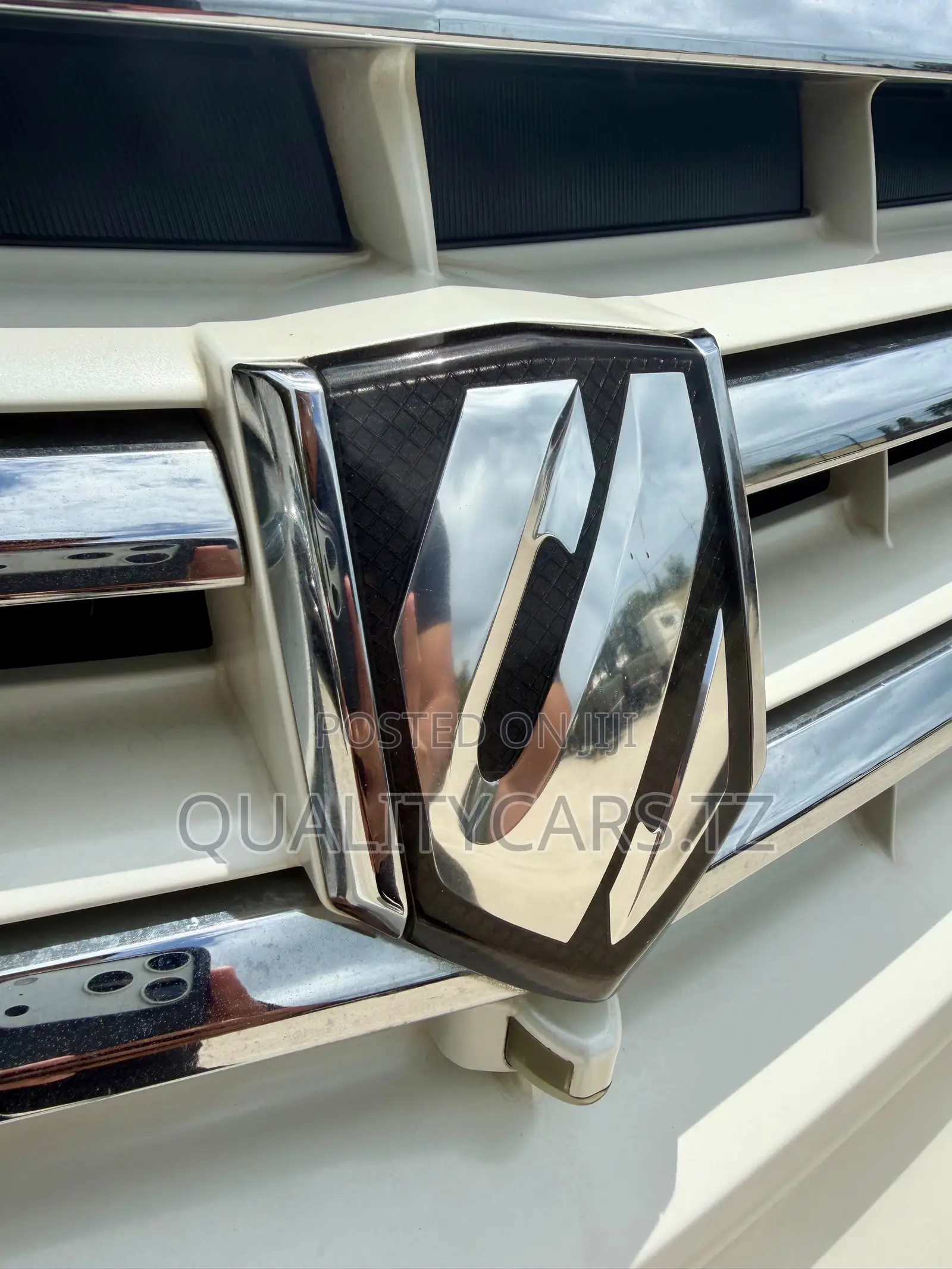 Toyota Alphard 2006 White