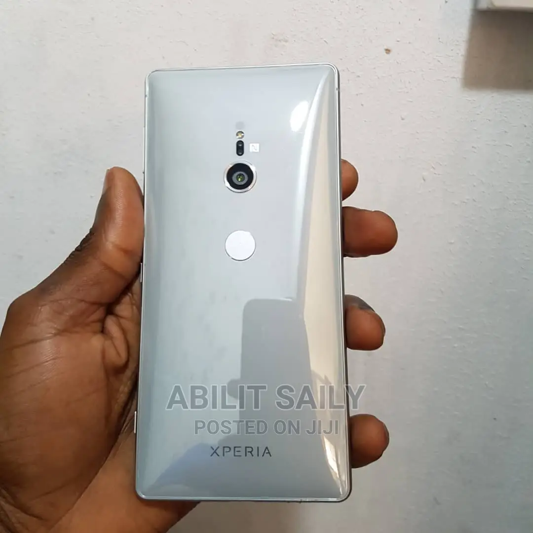 New Sony Xperia XZ2 64 GB White