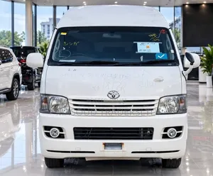 Toyota HiAce 2005 White