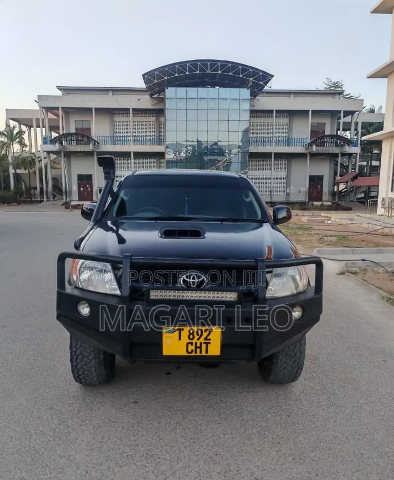 Toyota Hilux 2.5 D-4D 2008 Black