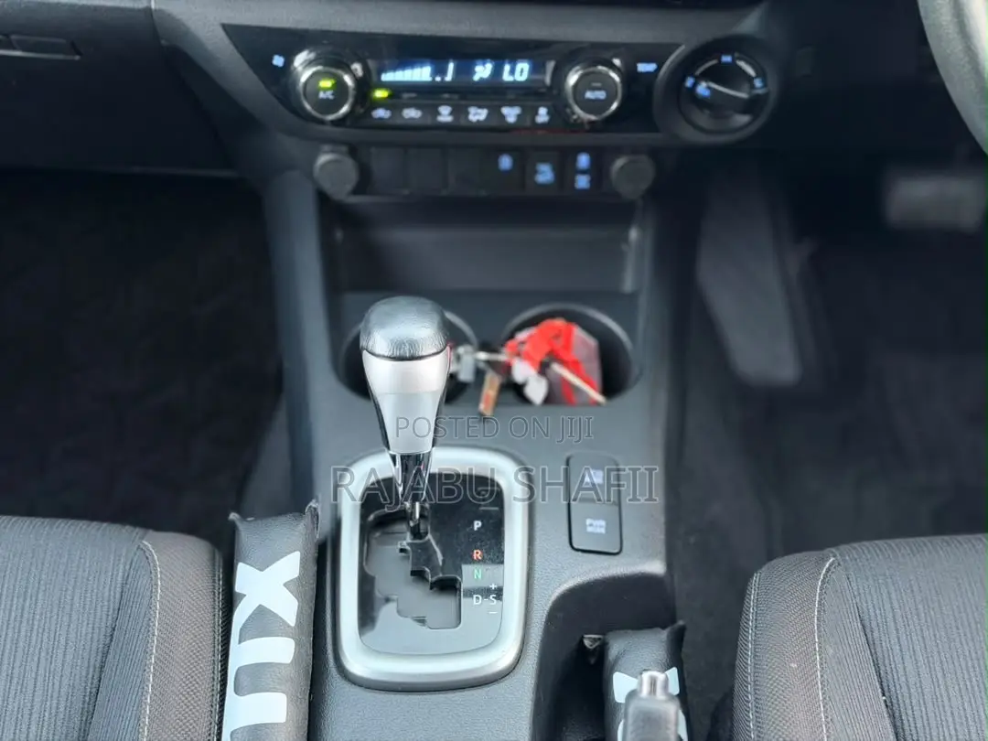 Toyota Hilux Revo Double Cab Deisel 2.8 AWD 2021 Black
