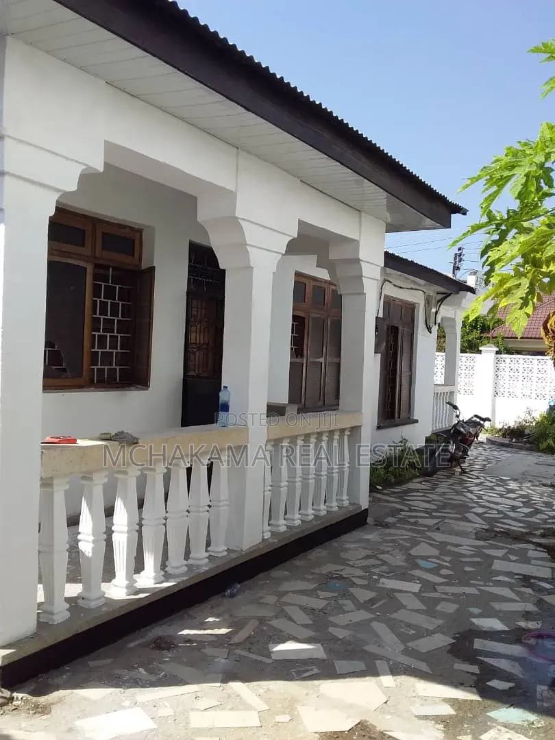 3bdrm House in Mchakama Real Estate, Mbezi Beach for sale