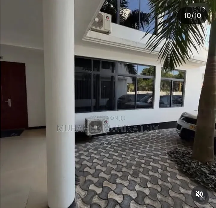Furnished 2bdrm Apartment in Oyster Bay for rent