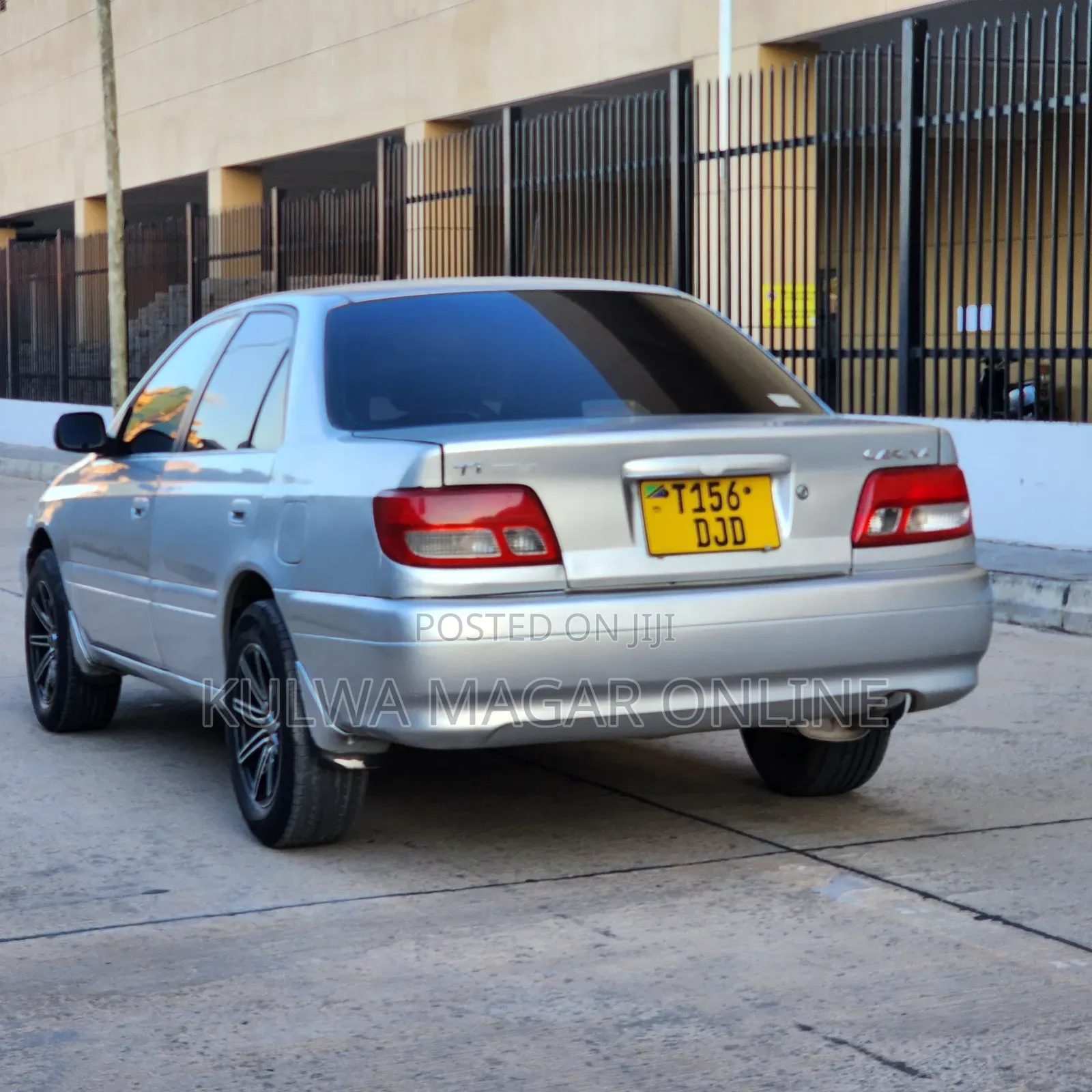 Toyota Carina 1999 Silver
