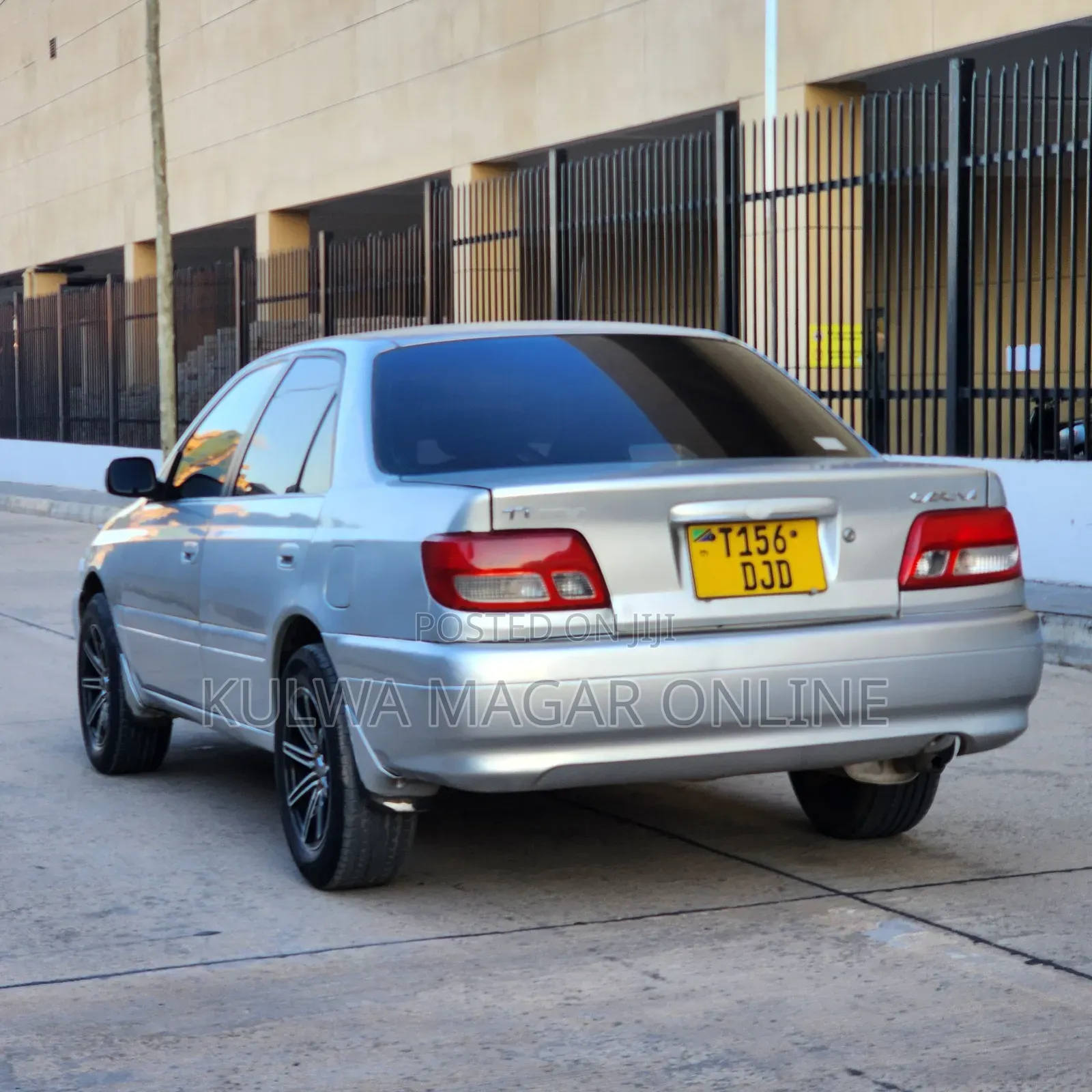Toyota Carina 1999 Silver
