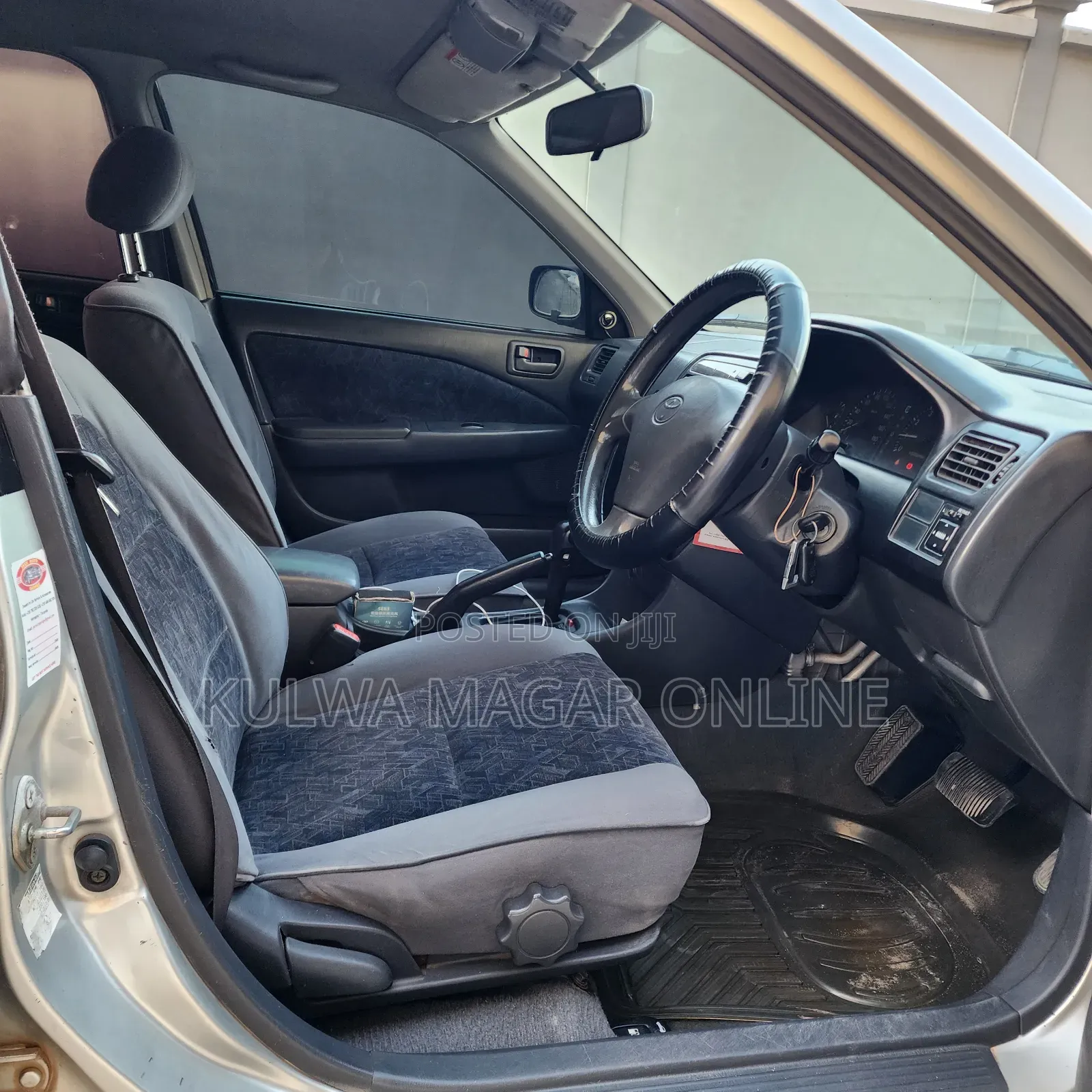 Toyota Carina 1999 Silver
