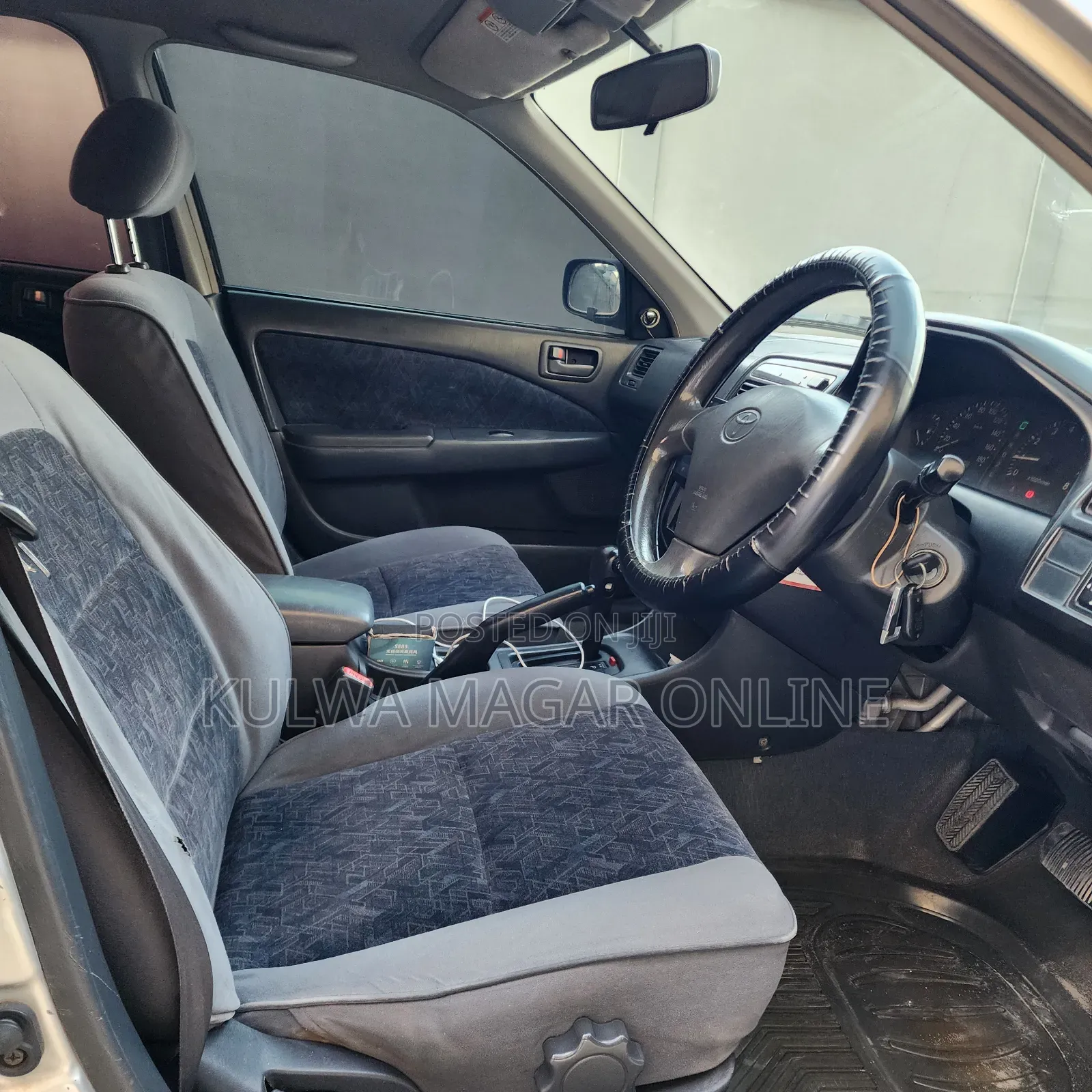 Toyota Carina 1999 Silver