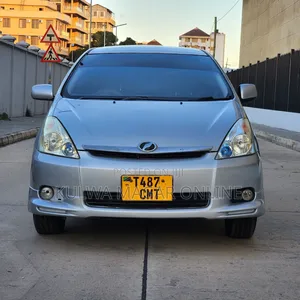 Toyota Wish 2005 Silver
