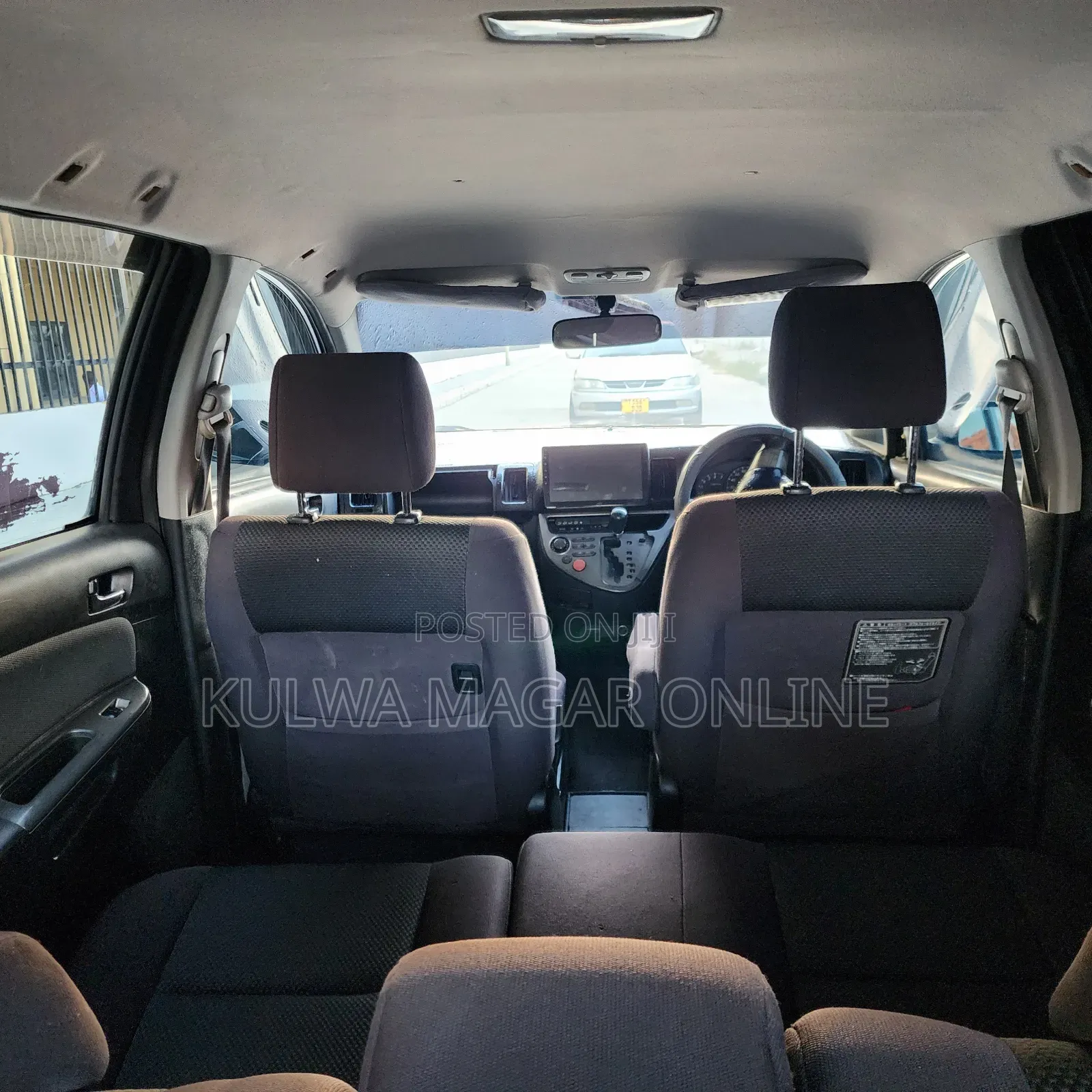 Toyota Wish 2005 Silver