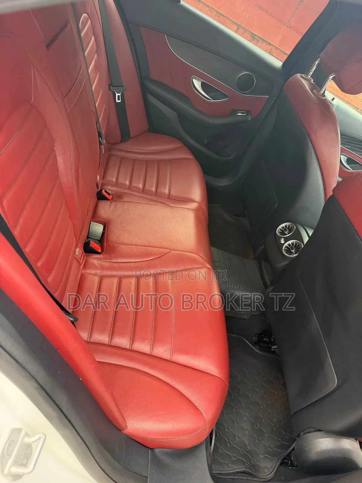 Mercedes-Benz C200 2015 White