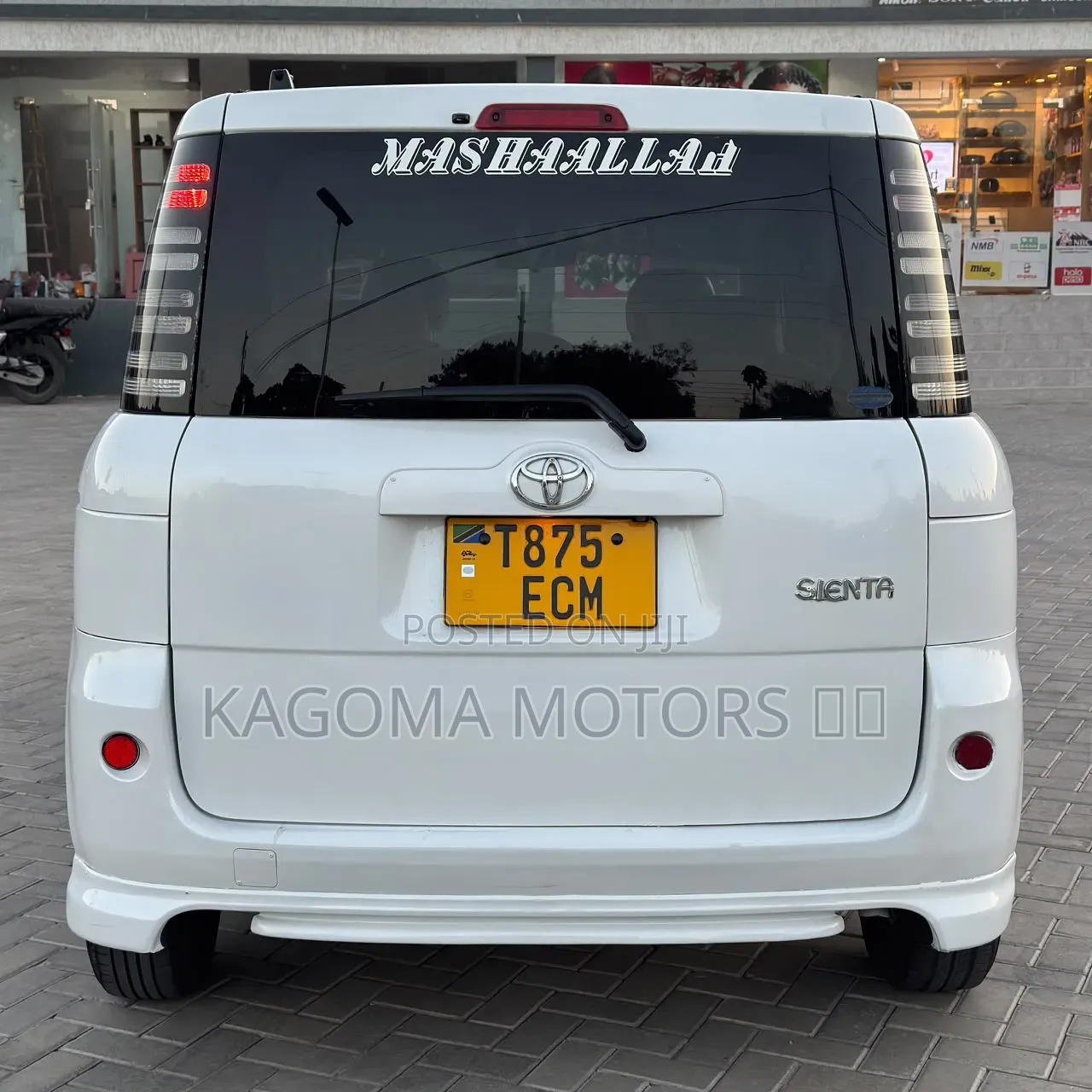 Toyota Sienta 2003 White