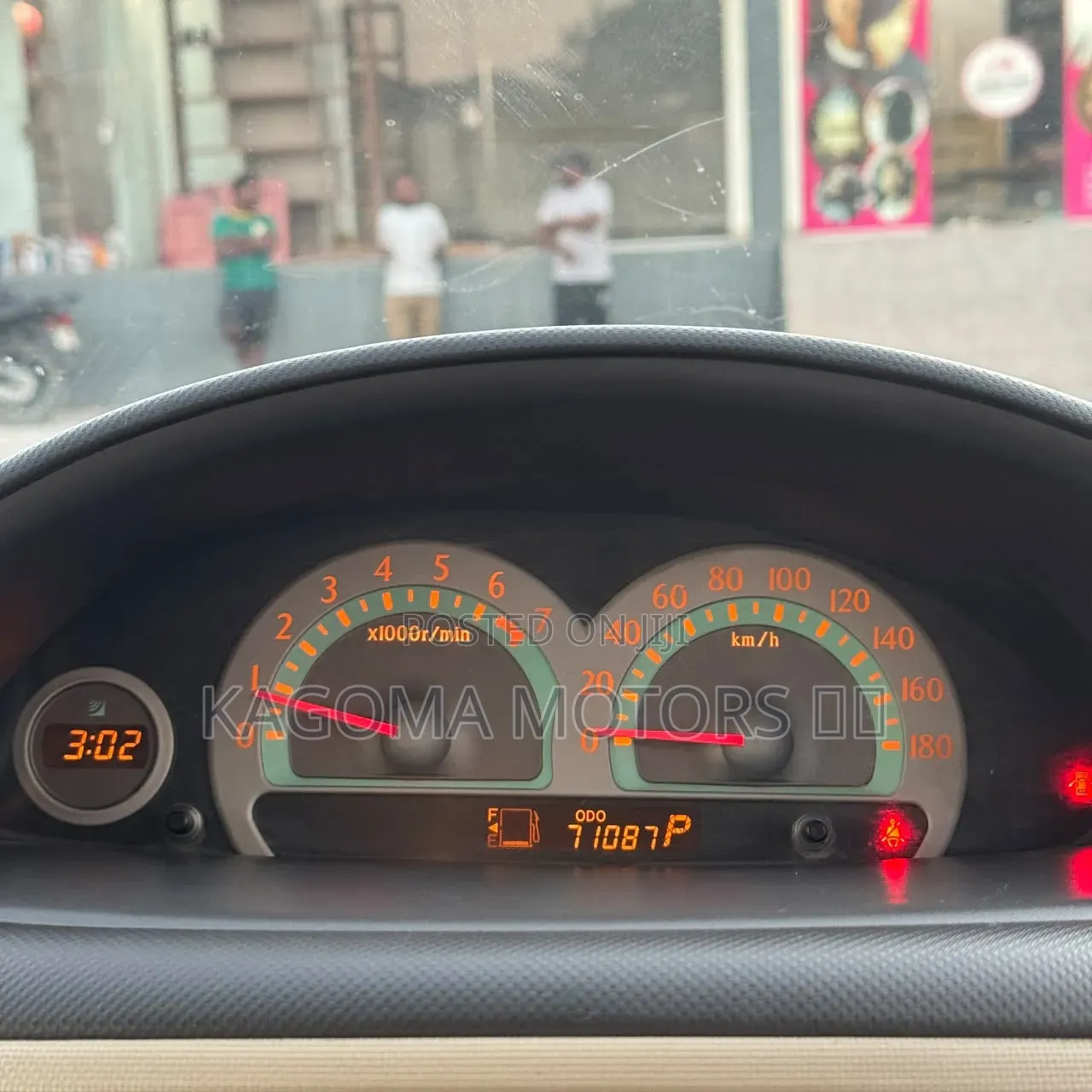 Toyota Sienta 2003 White