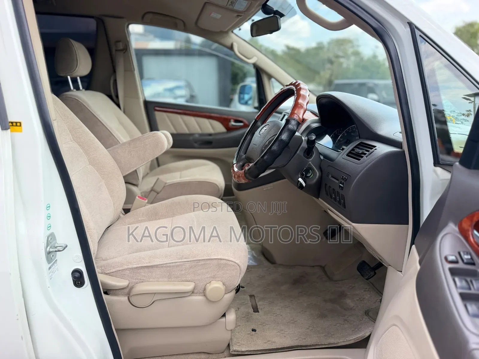 Toyota Alphard 2005 White