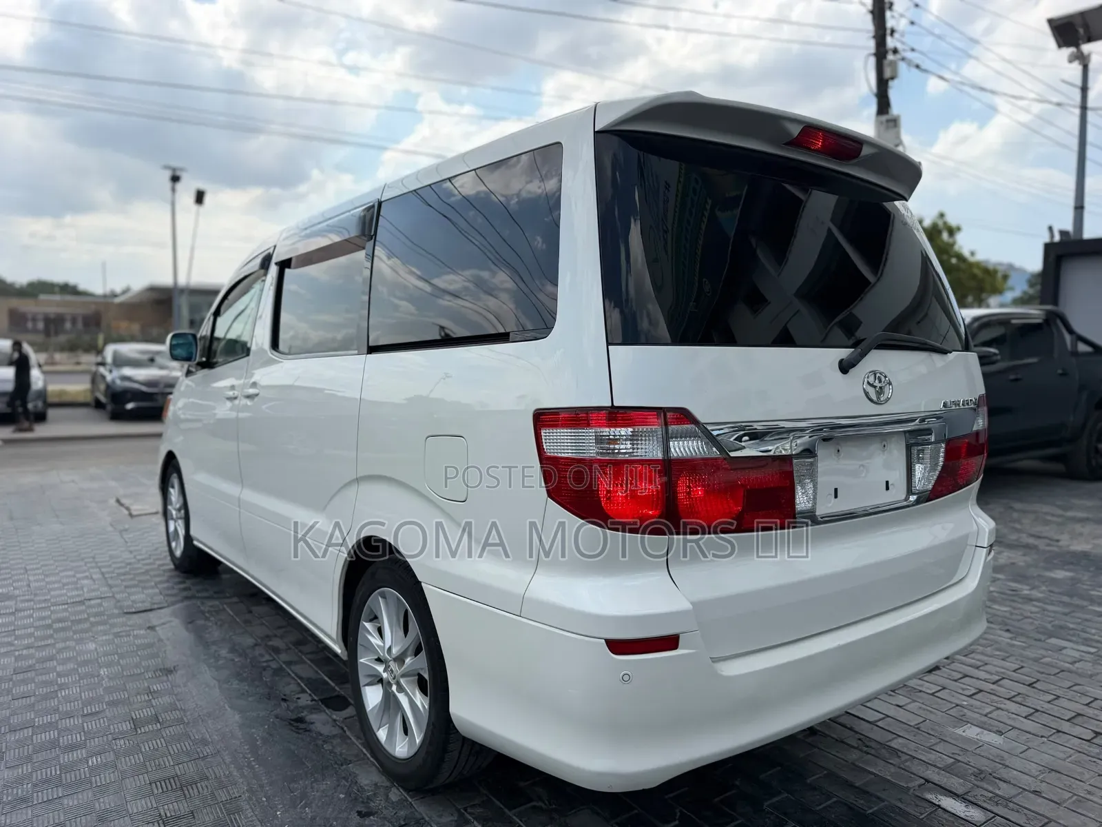 Toyota Alphard 2005 White
