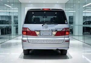 Toyota Alphard 2005