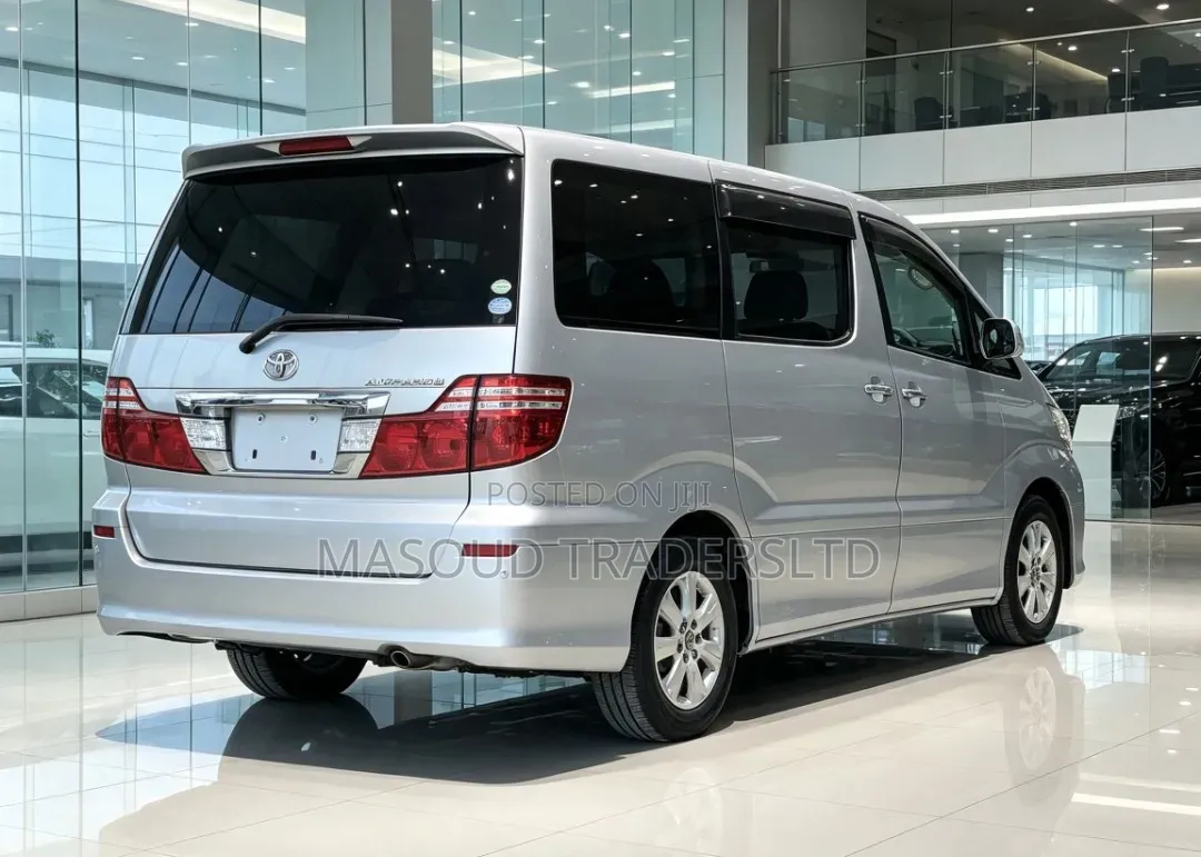 Toyota Alphard 2005