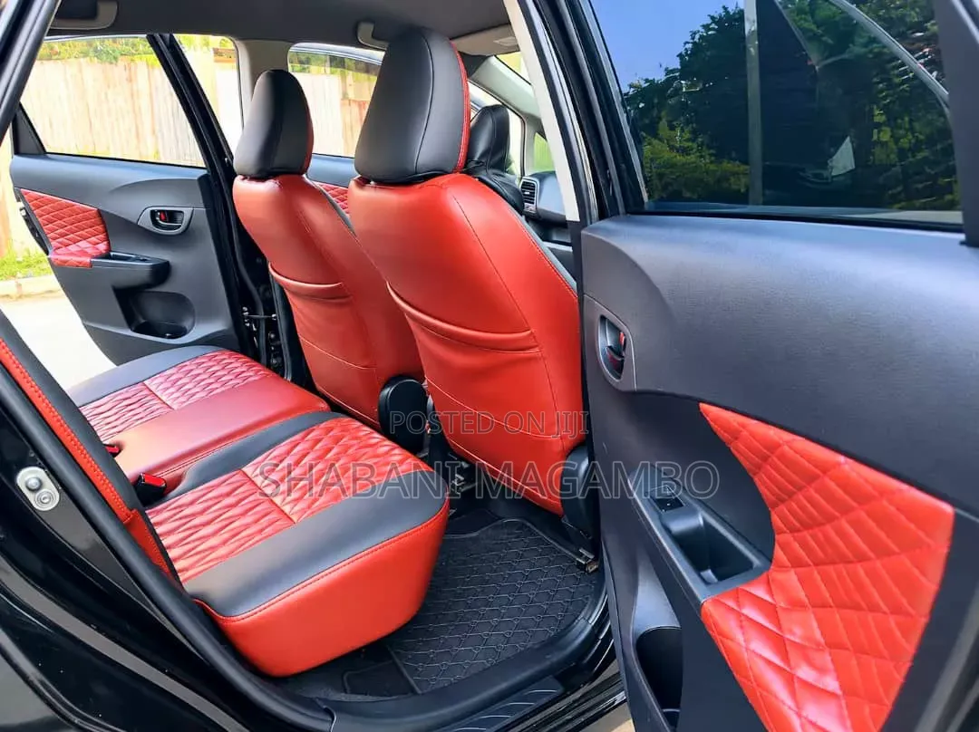 Toyota Ractis 2012 Black