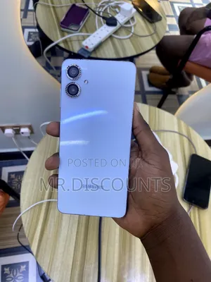 Samsung Galaxy A06 64 GB White
