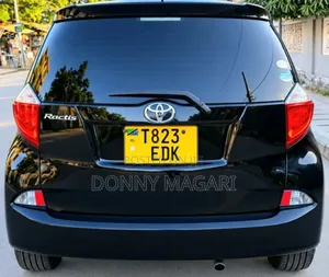 Toyota Ractis 2012 Black