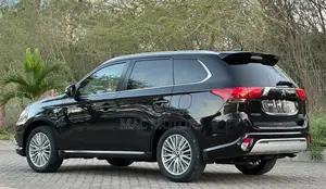 Mitsubishi Outlander 2018 Black