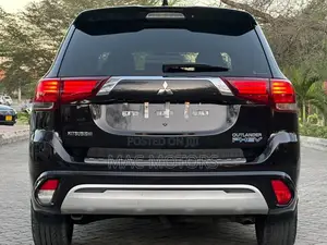Mitsubishi Outlander 2018 Black