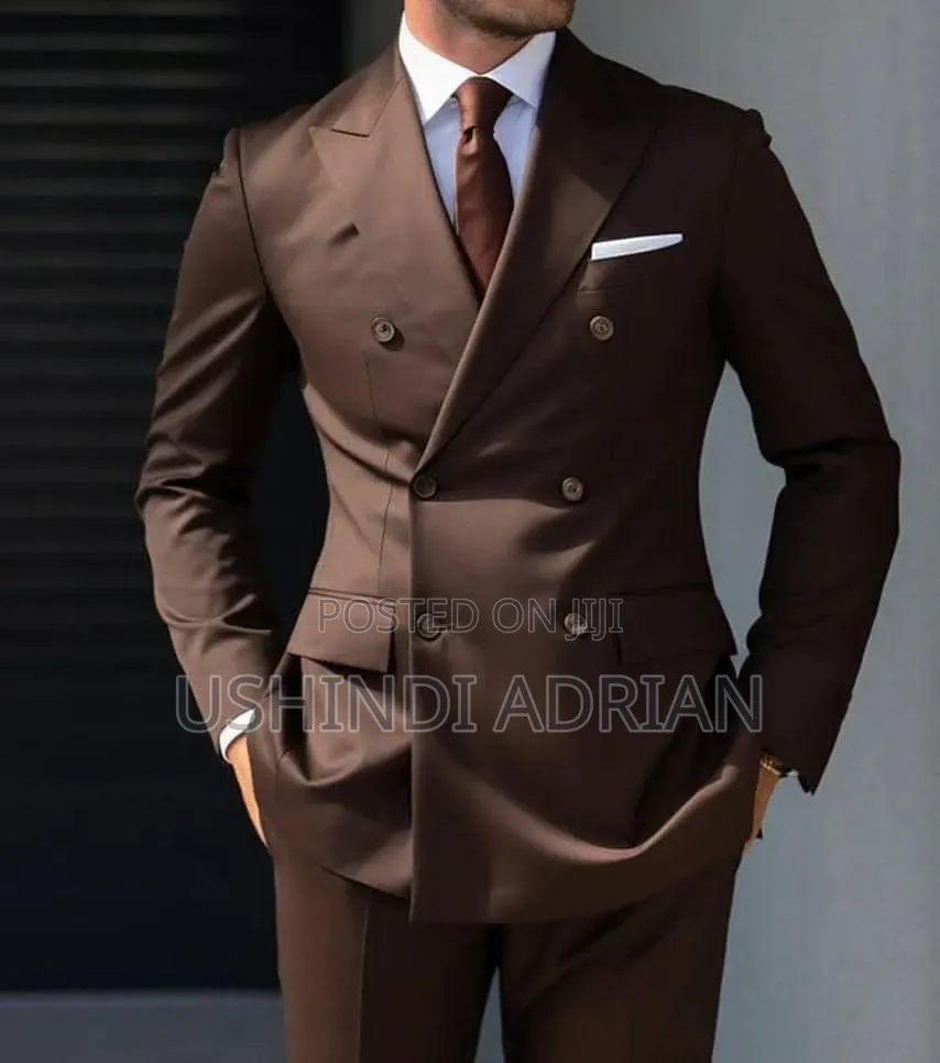 emperor's Choice Suitclass • Elegance • Confidence