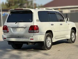 Toyota Land Cruiser 100 4.7 Executive 2007 White
