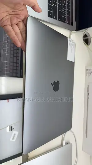Laptop Apple MacBook Air 2018 16GB Intel Core i5 SSD 256GB