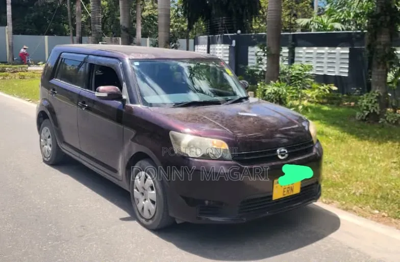 Toyota Corolla Rumion 2008 Maroon