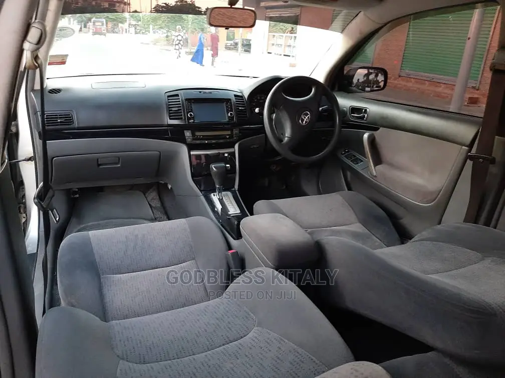 Toyota Allion 2005 Silver