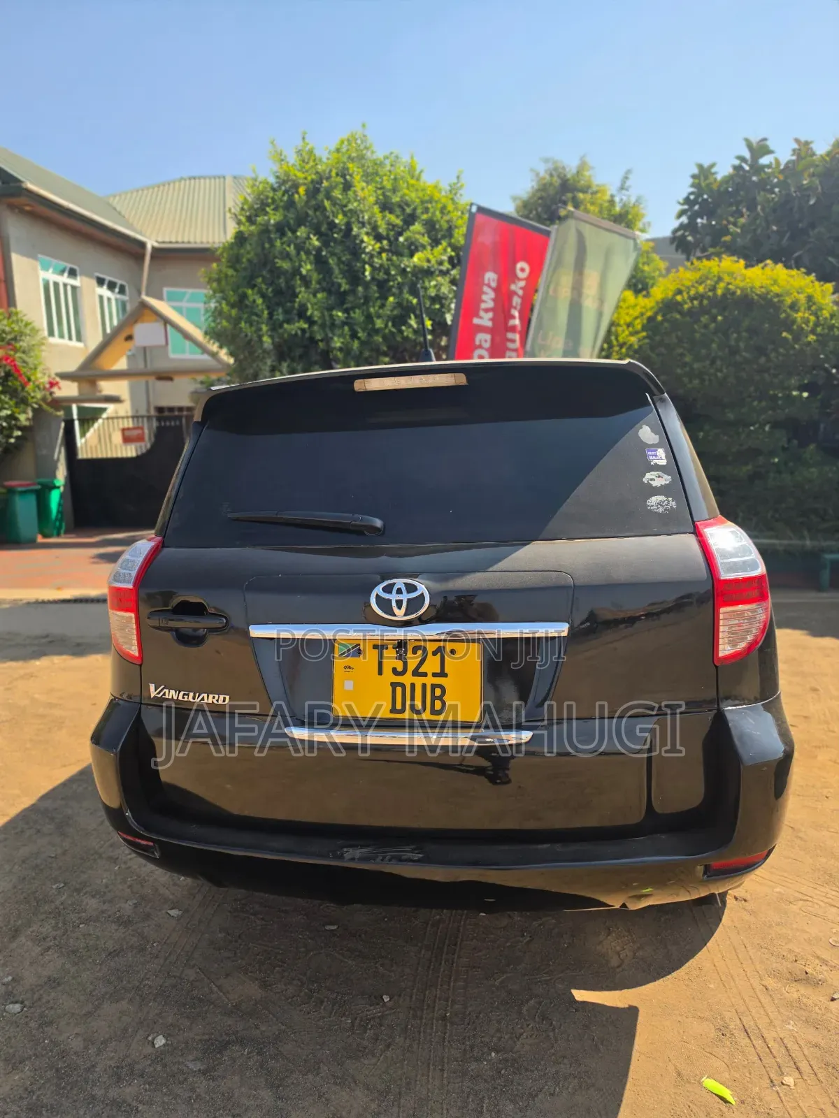 Toyota Vanguard 2012 Black