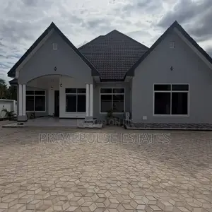 4bdrm Mansion in Goba for sale