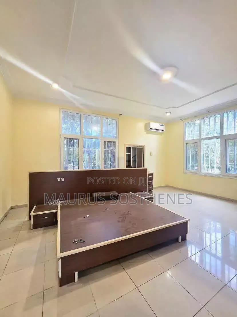 4bdrm House in Oyster Bay for rent