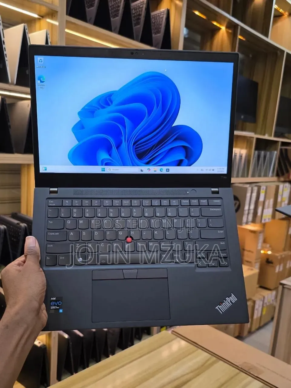 New Laptop Lenovo ThinkPad T14s Gen 2 16GB Intel Core i5 SSD 256GB