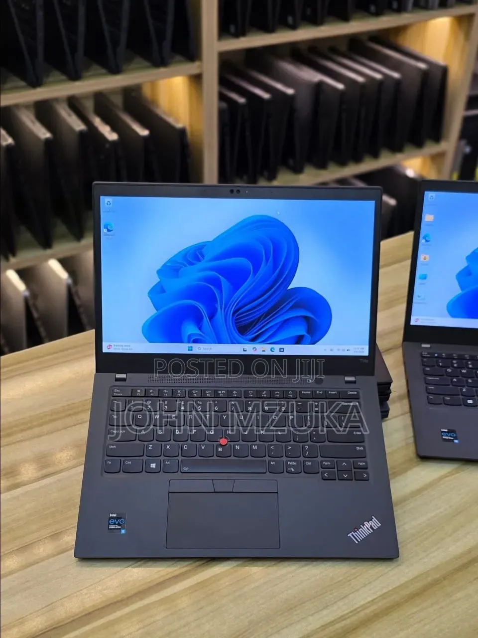 New Laptop Lenovo ThinkPad T14s Gen 2 16GB Intel Core i5 SSD 256GB