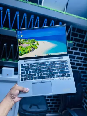 Laptop HP EliteBook 835 G7 8GB AMD Ryzen 5 SSD 256GB