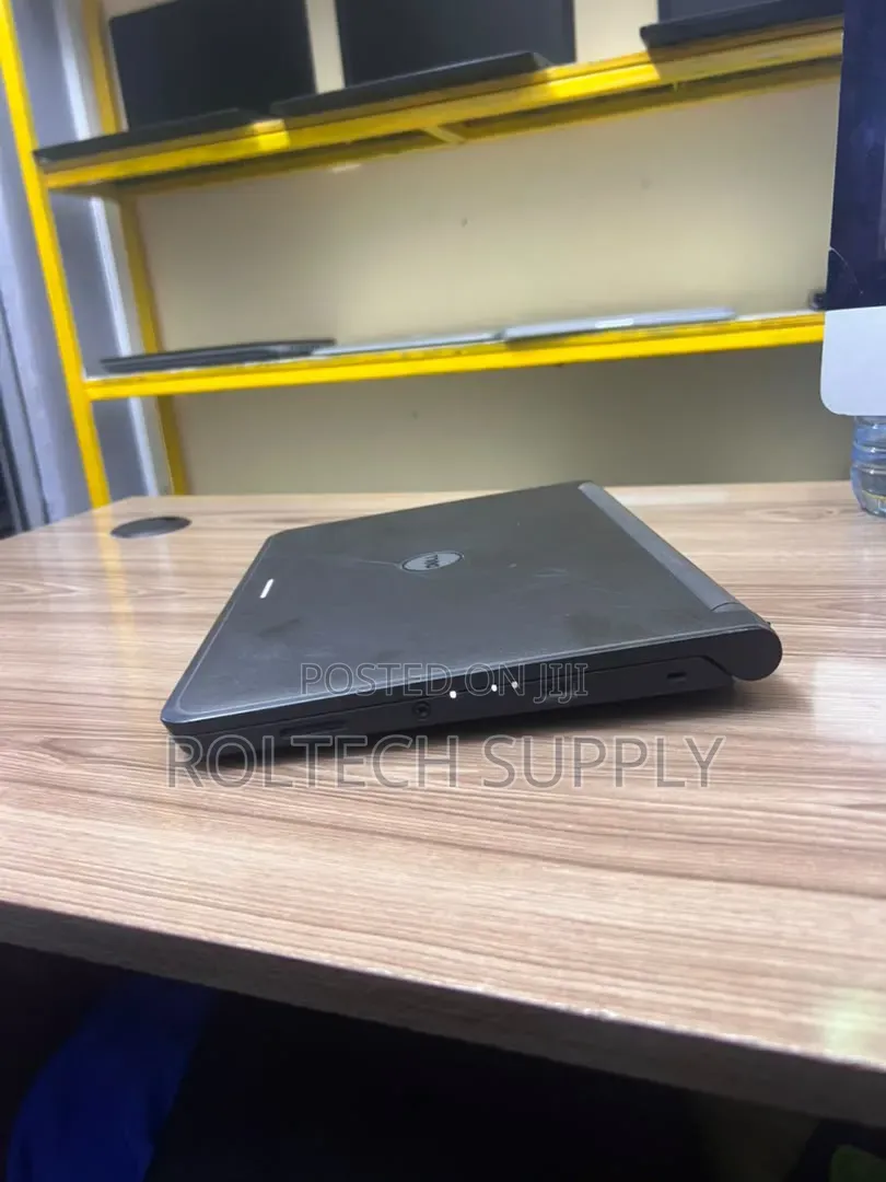 Laptop Dell Latitude 3340 8GB Intel Core i3 HDD 500GB