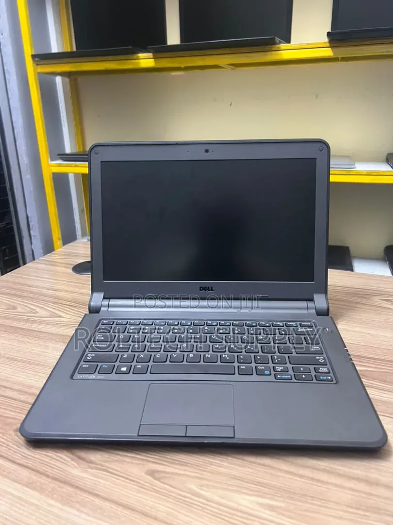 Laptop Dell Latitude 3340 8GB Intel Core i3 HDD 500GB